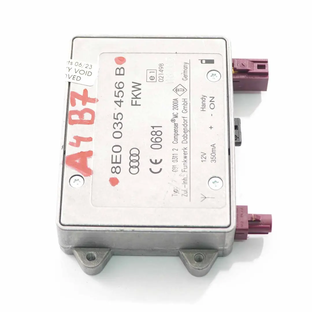 Wzmacniacz Anteny do Audi A4 B7 o numerze 8E0035456B Audi A4 B7 Wzmacniacz Anteny - SKU 8E0035456B - Numer Części 8E0035456B