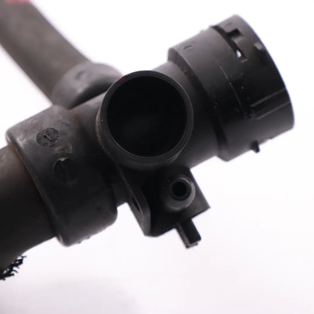 Tuyau d'eau refroidissement Radiateur tuyauterie liquide Audi A4 B7 - SKU 8E0121049N - Numéro de pièce 8E0121049N