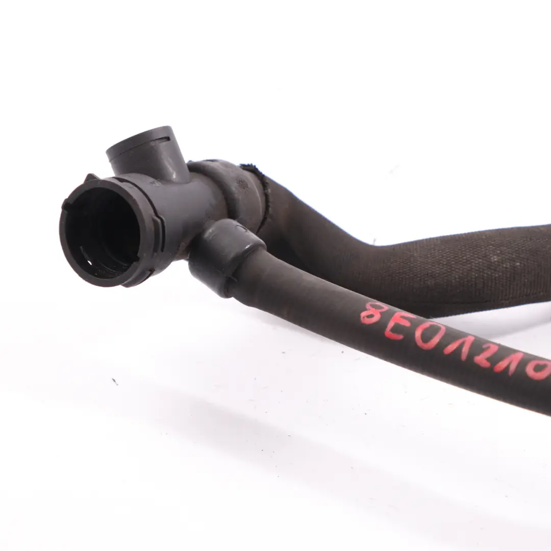 Audi A4 B7 tubo acqua raffreddamento radiatore refrigerante linea - SKU 8E0121049N - Numero di parte 8E0121049N