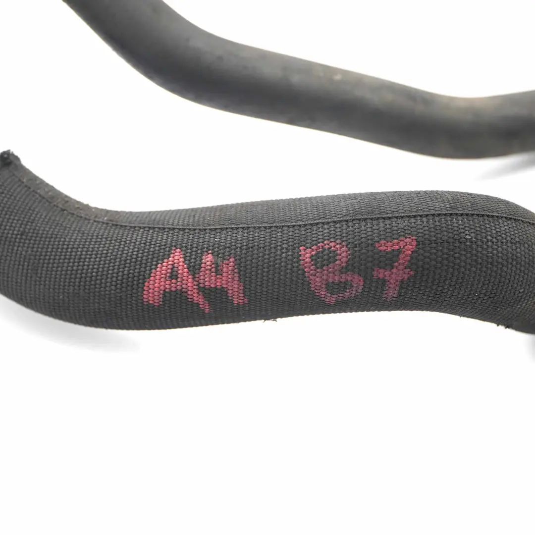 Audi A4 B7 1.9 TDI Tuyau d'eau Radiateur Tuyau refroidissement - SKU 8E0121055N - Numéro de pièce 8E0121055N