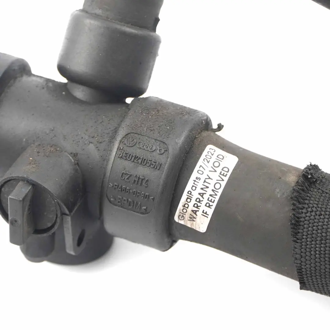 Audi A4 B7 1.9 TDI Tuyau d'eau Radiateur Tuyau refroidissement - SKU 8E0121055N - Numéro de pièce 8E0121055N