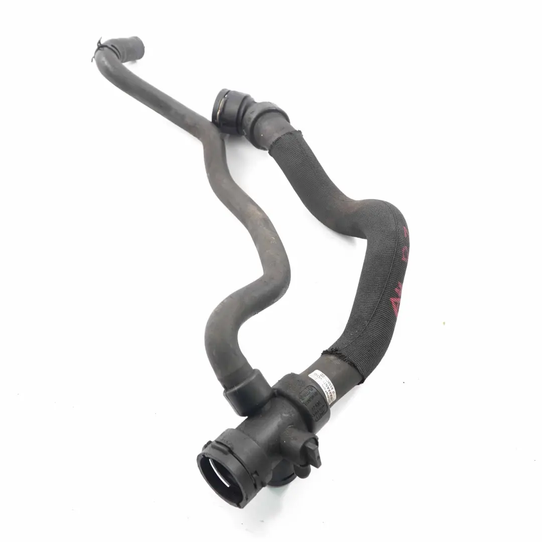 Audi A4 B7 1.9 TDI Tuyau d'eau Radiateur Tuyau refroidissement - SKU 8E0121055N - Numéro de pièce 8E0121055N
