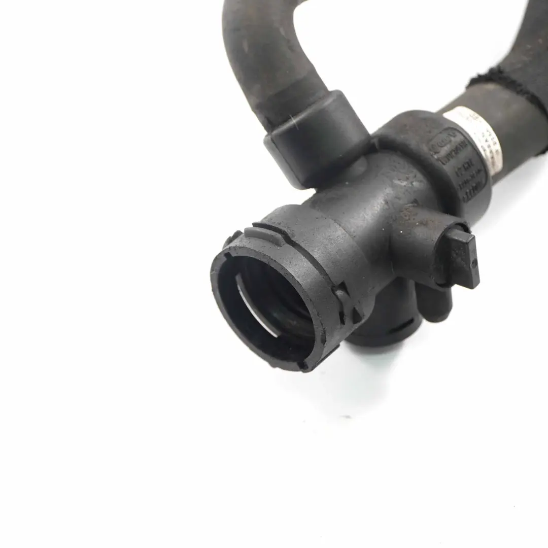 Audi A4 B7 1.9 TDI Tuyau d'eau Radiateur Tuyau refroidissement - SKU 8E0121055N - Numéro de pièce 8E0121055N