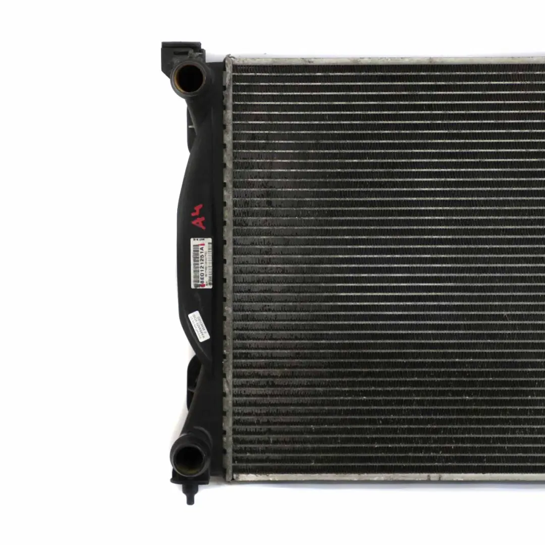 Radiador Refrigeración por Agua Radiador para Audi A4 B7 2.0 TDI Diesel con número de pieza 8E0121251A Audi A4 B7 2.0 TDI Diesel Radiador Refrigeración por Agua Radiador - SKU 8E0121251A - Número de pieza 8E0121251A