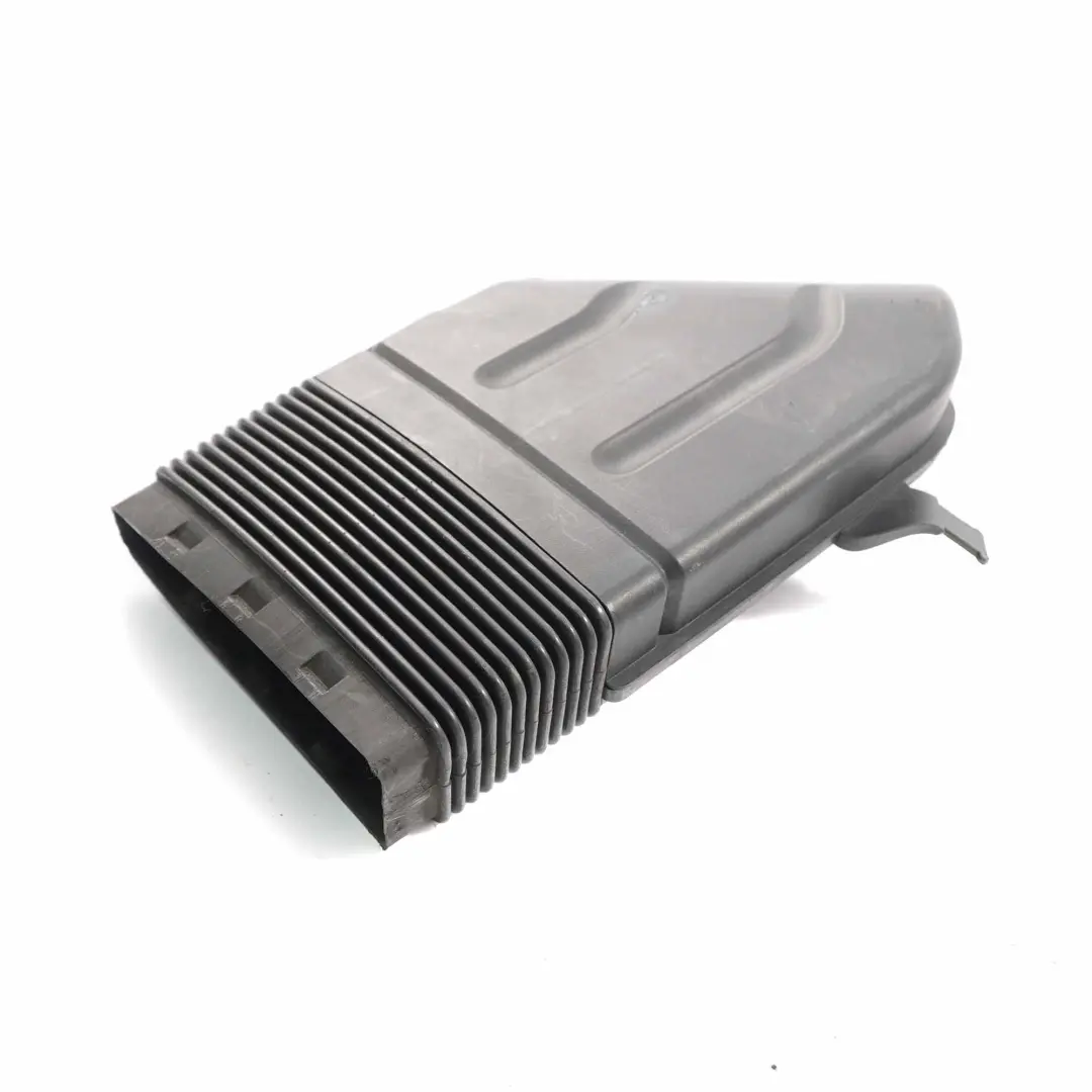 Audi A4 B6 B7 Air Intake Channel Guide Duct Hose Pipe - SKU 8E0129617 - Part number 8E0129617