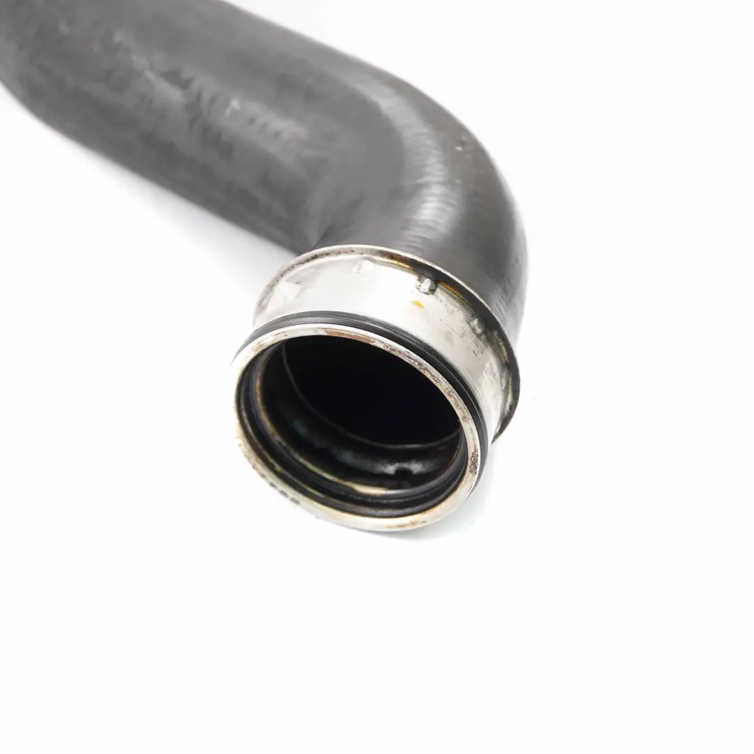 Tuyau d'admission d'air l'intercooler du turbo pour Audi A4 B7 2.0 TDI à propos du numéro de pièce 8E0145737F Audi A4 B7 2.0 TDI Tuyau d'admission d'air l'intercooler du turbo - SKU 8E0145737F - Numéro de pièce 8E0145737F