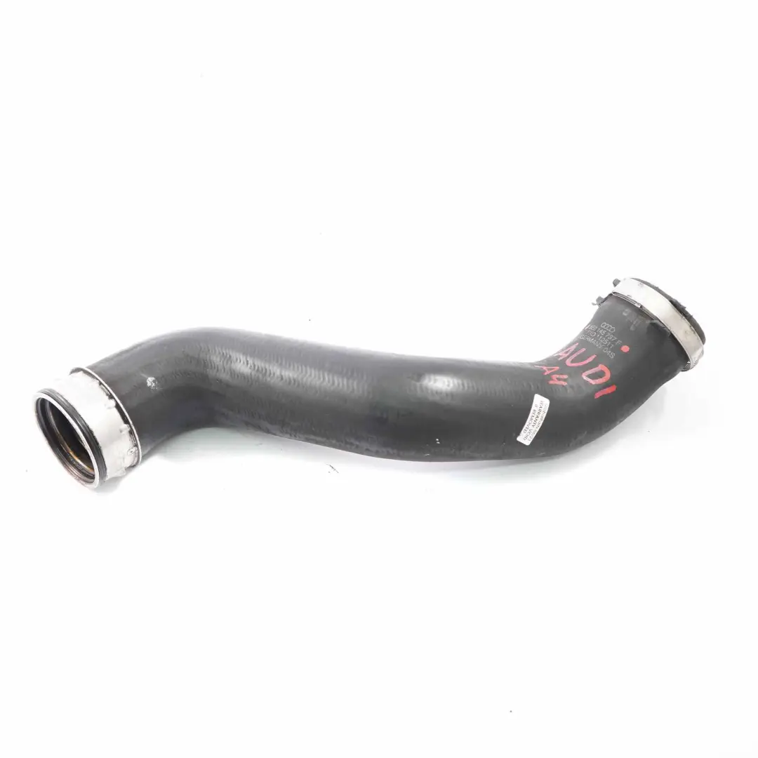 Audi A4 B7 2.0 TDI Tuyau d'admission d'air l'intercooler du turbo - SKU 8E0145737F - Numéro de pièce 8E0145737F
