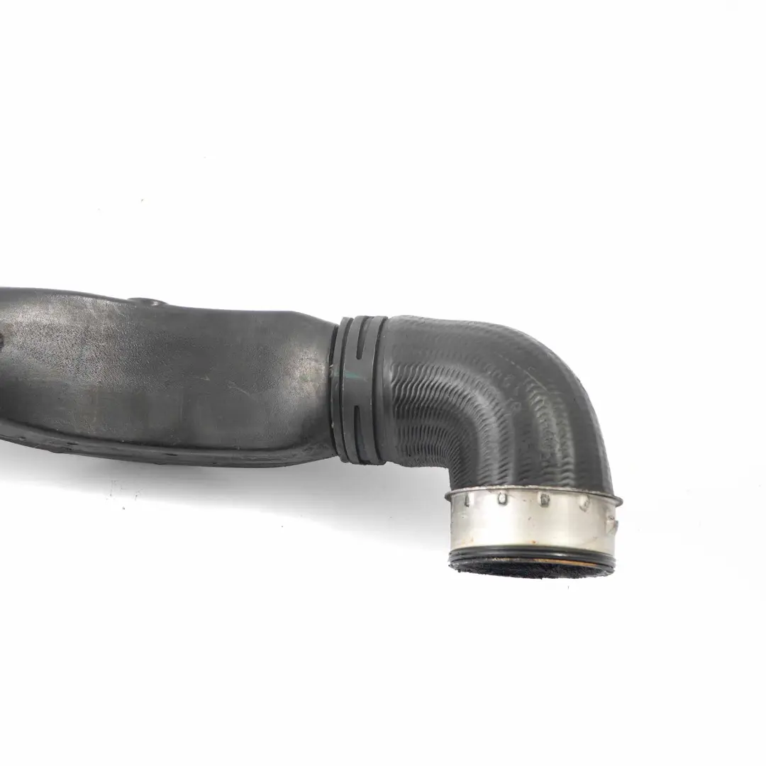 Rura Przewód Intercoolera do Audi A4 B6 B7 1.9 TDI o numerze 8E0145762B Audi A4 B6 B7 1.9 TDI Rura Przewód Intercoolera - SKU 8E0145762B - Numer Części 8E0145762B