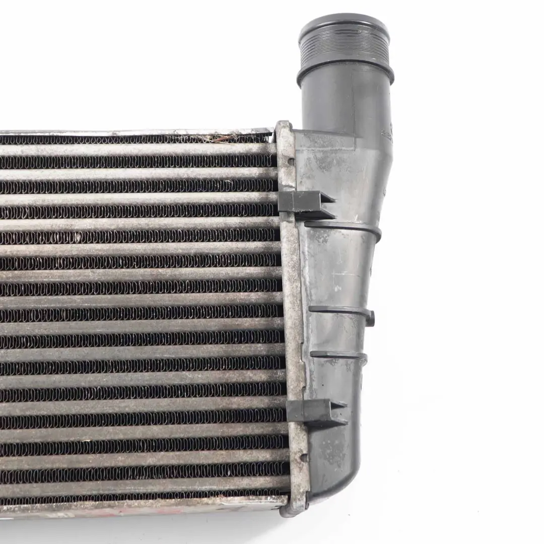 Audi A4 B7 2.0 TDI Diesel Intercooler Enfriador aire carga Radiador - SKU 8E0145805AA - Número de pieza 8E0145805AA