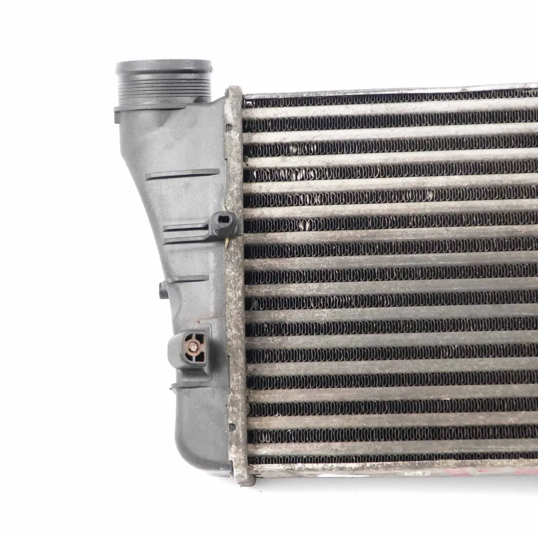 Audi A4 B7 2.0 TDI Diesel Intercooler Enfriador aire carga Radiador - SKU 8E0145805AA - Número de pieza 8E0145805AA