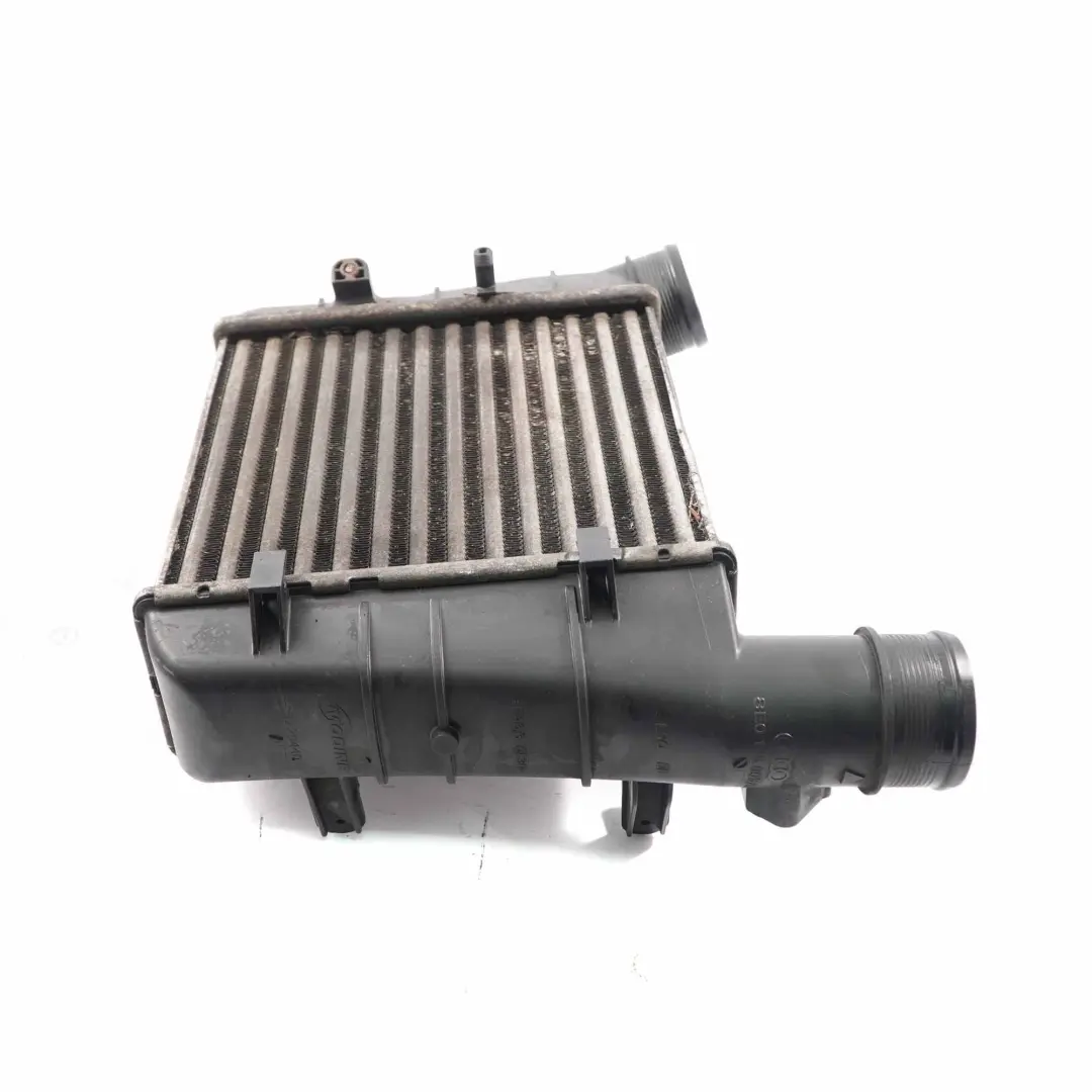 Audi A4 B7 2.0 TDI Diesel Intercooler Enfriador aire carga Radiador - SKU 8E0145805AA - Número de pieza 8E0145805AA