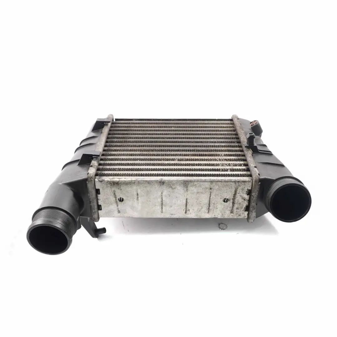 Audi A4 B7 2.0 TDI Diesel Intercooler Enfriador aire carga Radiador - SKU 8E0145805AA - Número de pieza 8E0145805AA