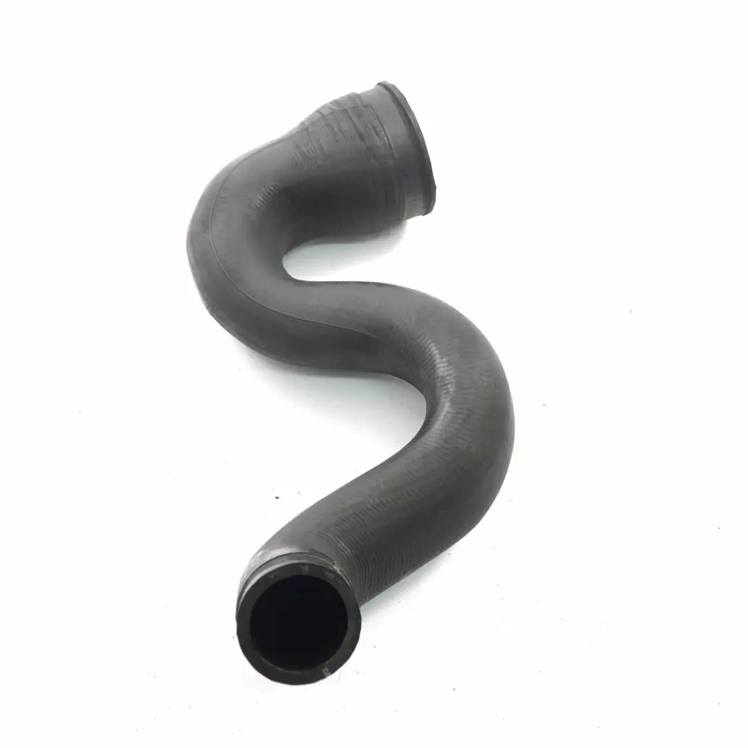 Tubo de admisión de aire para Audi A4 B7 1.9 TDI Diesel Turbo Intercooler con número de pieza 8E0145834AH Audi A4 B7 1.9 TDI Diesel Turbo Intercooler Tubo de admisión de aire - SKU 8E0145834AH - Número de pieza 8E0145834AH