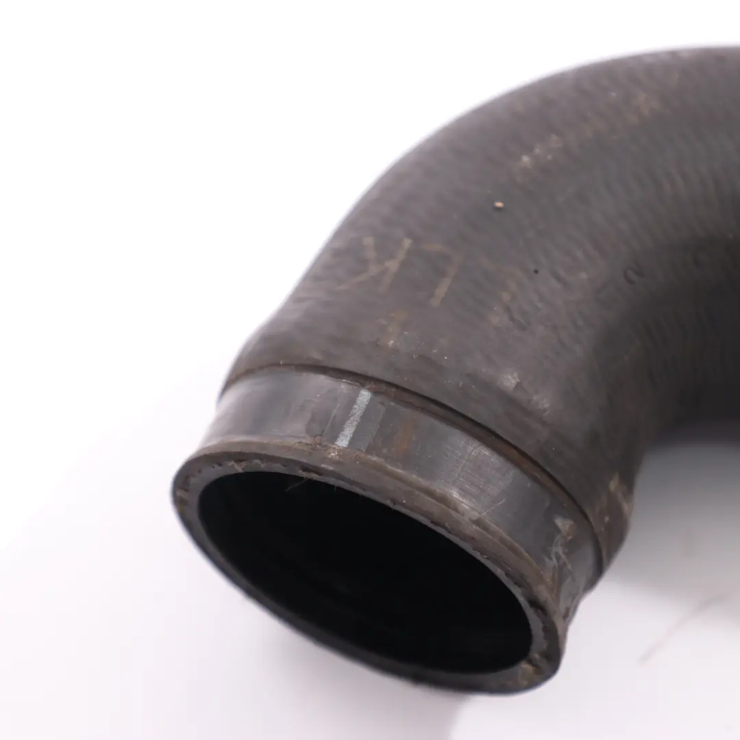 Tubo de admisión de aire para Audi A4 2.0 TDI Diesel Turbo Intercooler con número de pieza 8E0145837 Audi A4 2.0 TDI Diesel Turbo Intercooler Tubo de admisión de aire - SKU 8E0145837 - Número de pieza 8E0145837