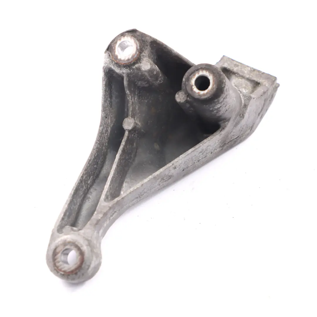 Support Moteur Audi A4 B7 2.0 TDI Diesel Support Carrier pour à propos du numéro de pièce 8E0199307S Support Moteur Audi A4 B7 2.0 TDI Diesel Support Carrier - SKU 8E0199307S - Numéro de pièce 8E0199307S