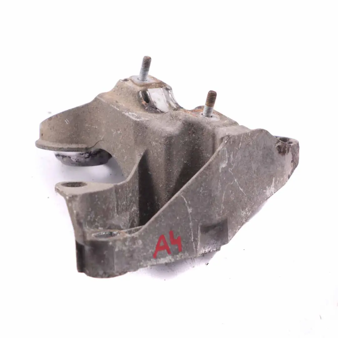 Audi A4 B7 2.0 TDI Diesel Motor Halterung Links - SKU 8E0199351M - Teilenummer 8E0199351M