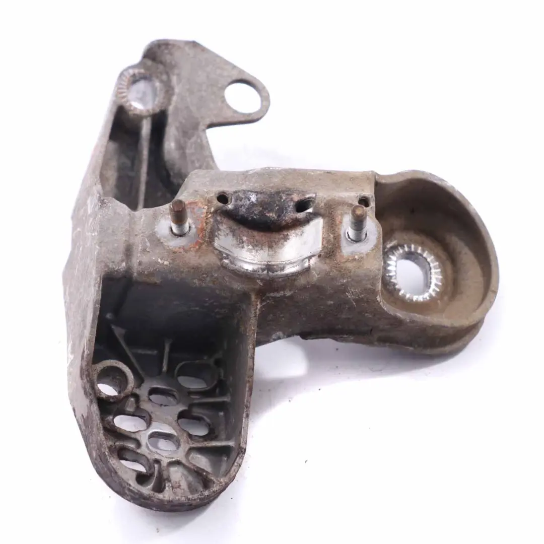 Audi A4 B7 2.0 TDI Diesel Motor Halterung Links - SKU 8E0199351M - Teilenummer 8E0199351M