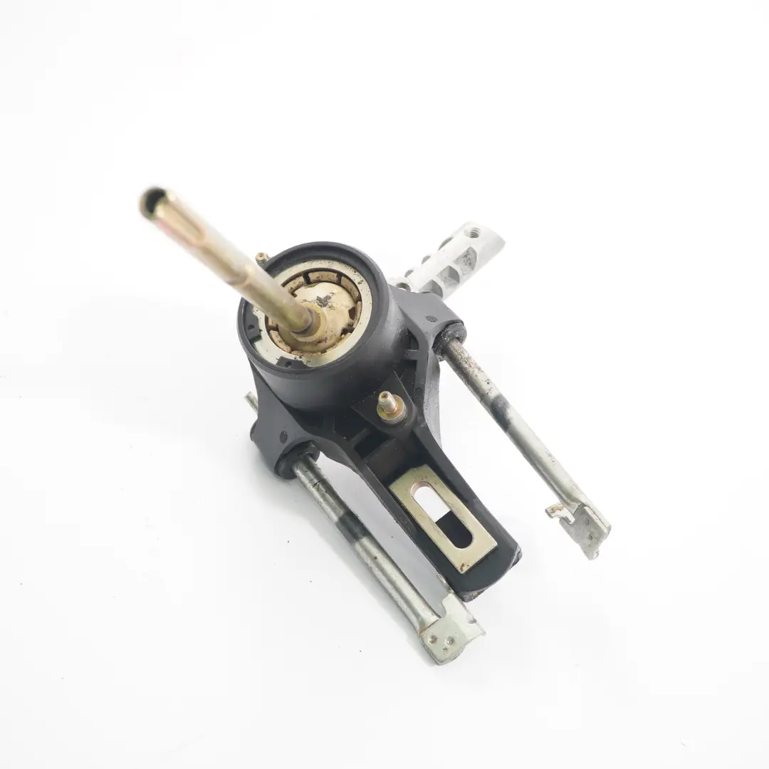 Levier de vitesse sélecteur manuel pour Audi A4 B7 à propos du numéro de pièce 8E0711159 Audi A4 B7 Levier de vitesse sélecteur manuel - SKU 8E0711159 - Numéro de pièce 8E0711159