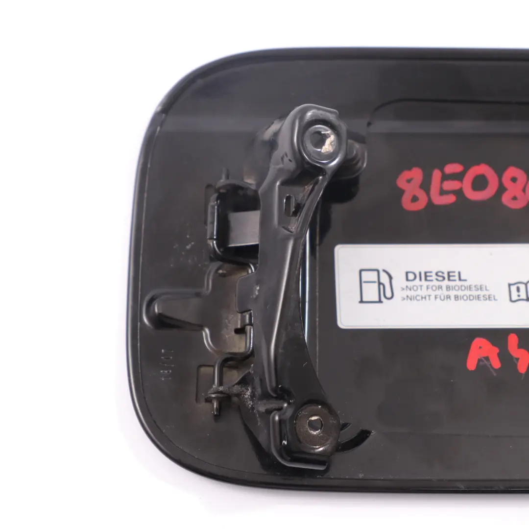 Audi A4 B7 Couvercle de bouchon de réservoir Brilliant Black - LY9B - SKU 8E0809905E-BBL - Numéro de pièce 8E0809905E
