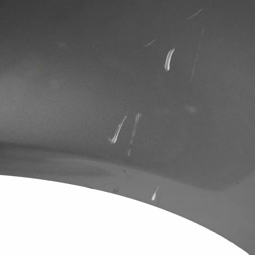 Pannello laterale anteriore sinistro Parafango Quartz Grey - LY7G per Audi A4 B7 con numero di parte 8E0821105F Audi A4 B7 Pannello laterale anteriore sinistro Parafango Quartz Grey - LY7G - SKU 8E0821105F-QGR - Numero di parte 8E0821105F