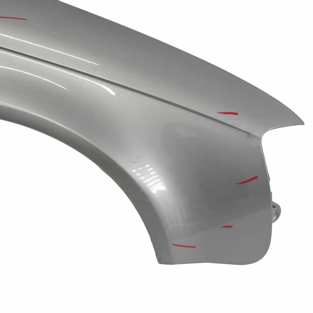 Audi A4 B7 Panneau latéral avant aile droite Cache-ailes Quartz Grey - LY7G - SKU 8E0821106F-QGR - Numéro de pièce 8E0821106F