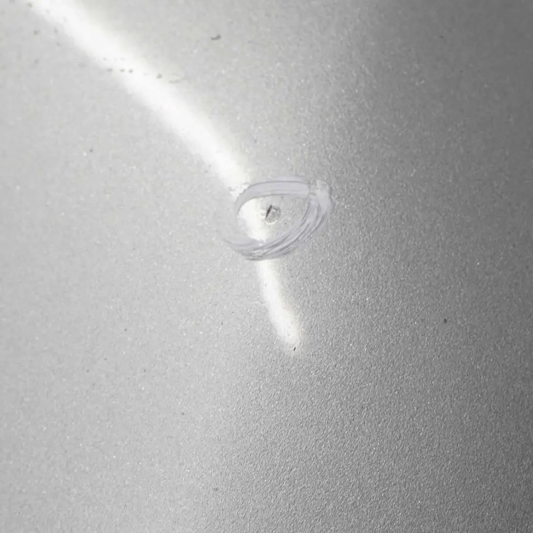 Maska Pokrywa Silnika Quartz Grey LY7G do Audi A4 B7 o numerze 8E0823029E Audi A4 B7 Maska Pokrywa Silnika Quartz Grey LY7G - SKU 8E0823029E-QGR - Numer Części 8E0823029E