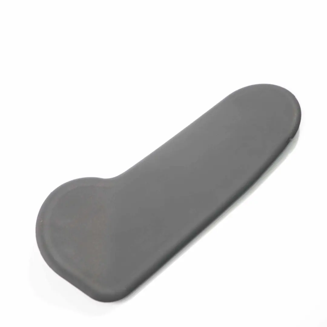 Audi A4 B7 Couvercle de lave-glace Capot de pare-brise gauche - SKU 8E0823745 - Numéro de pièce 8E0823745