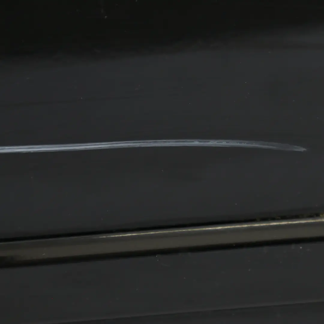  Puerta Delantera Audi A4 Izquierda Negro Brillante - LY9B - SKU 8E0831051J-BBL - Número de pieza 8E0831051J