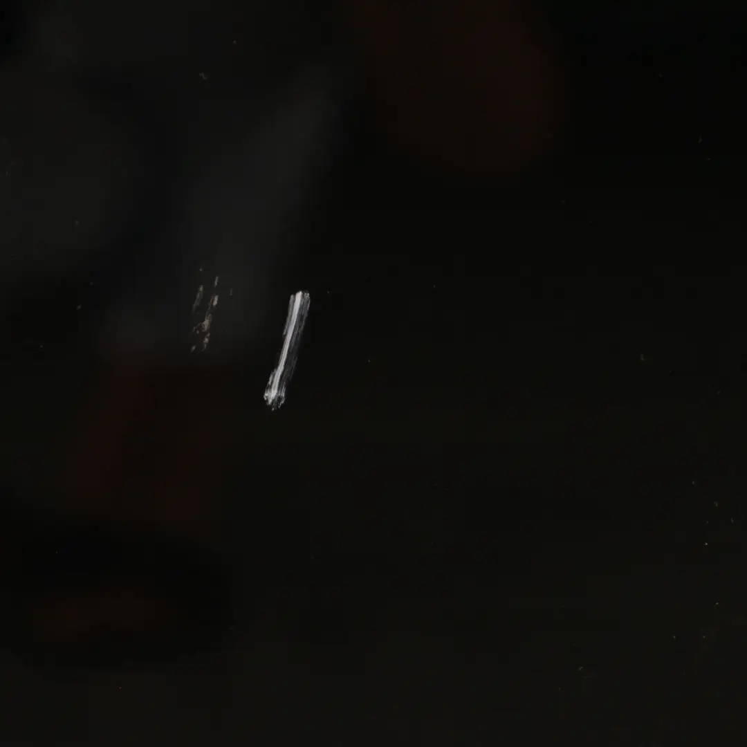 droite Noir brillant - LY9B pour Audi A4 Porte avant à propos du numéro de pièce 8E0831052J Audi A4 Porte avant droite Noir brillant - LY9B - SKU 8E0831052J-BBL - Numéro de pièce 8E0831052J