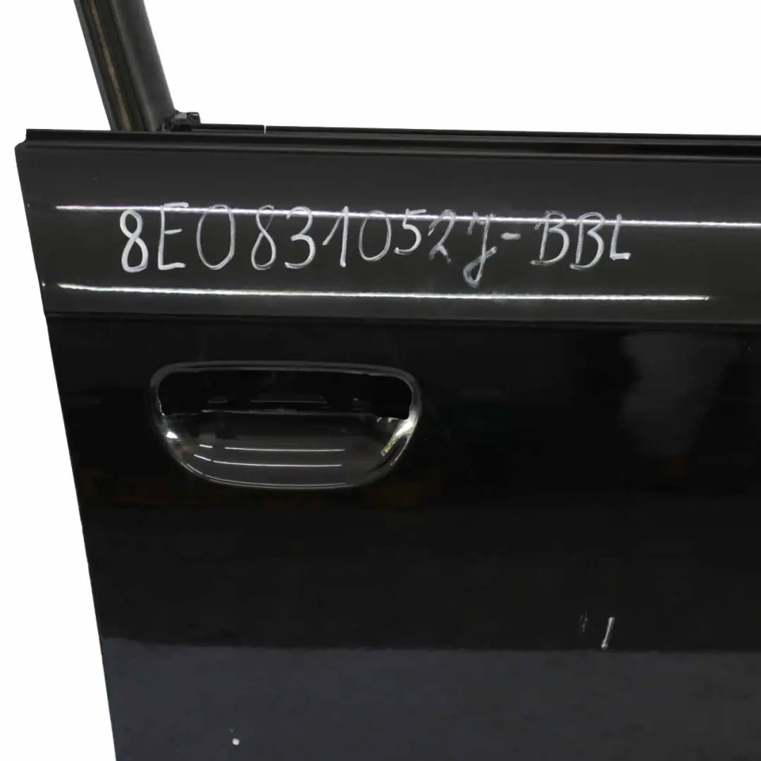 droite Noir brillant - LY9B pour Audi A4 Porte avant à propos du numéro de pièce 8E0831052J Audi A4 Porte avant droite Noir brillant - LY9B - SKU 8E0831052J-BBL - Numéro de pièce 8E0831052J