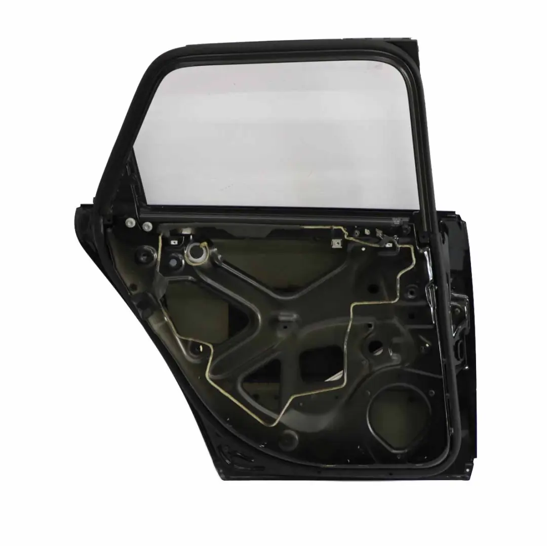 Porta anteriore sinistra nero brillante - LY9B per Audi A4 con numero di parte 8E0833051J Audi A4 Porta anteriore sinistra nero brillante - LY9B - SKU 8E0833051J-BBL - Numero di parte 8E0833051J