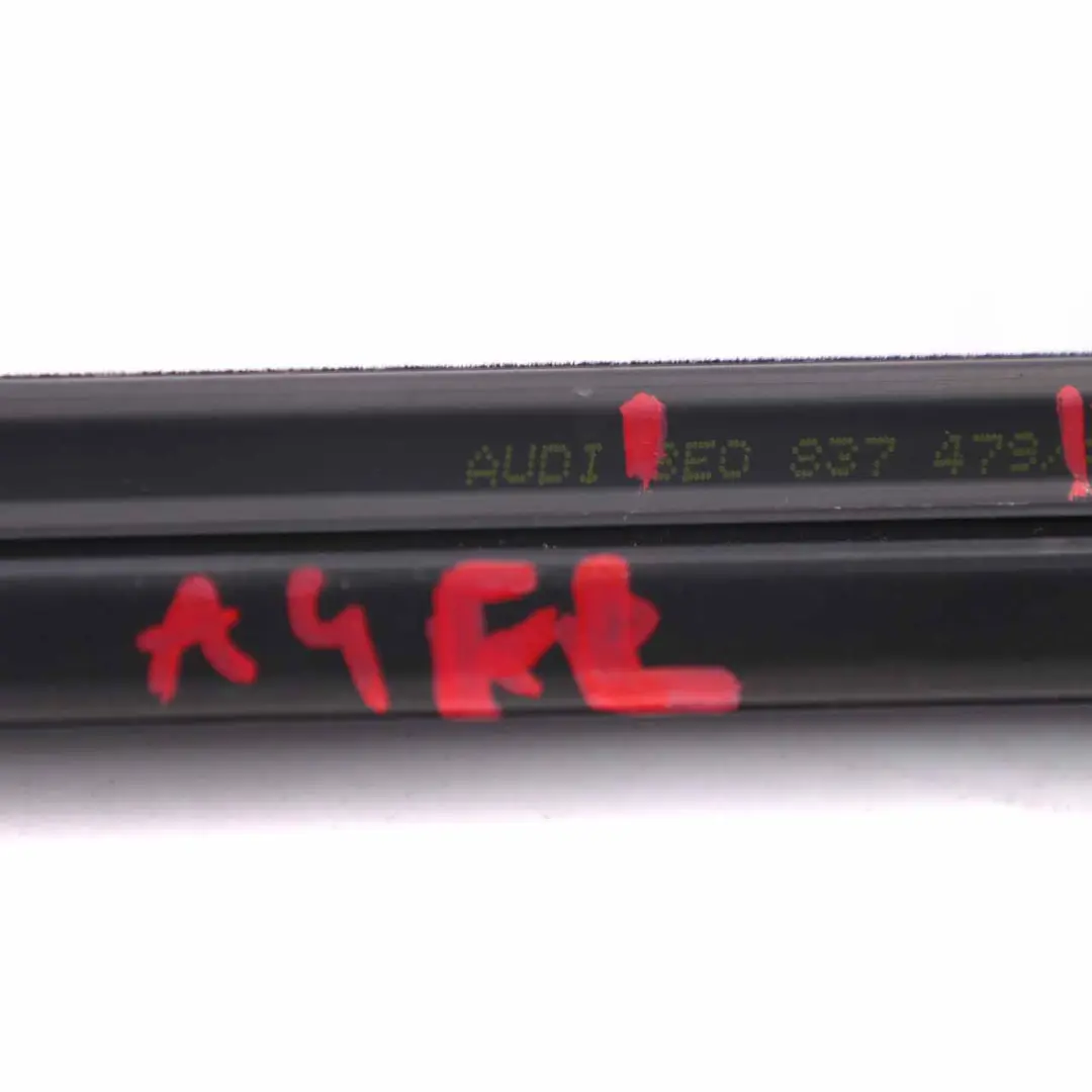 Guarnizione Finestra Porta Anteriore Sinistra Striscia per Audi A4 B7 con numero di parte 8E0837479 Audi A4 B7 Guarnizione Finestra Porta Anteriore Sinistra Striscia - SKU 8E0837479 - Numero di parte 8E0837479