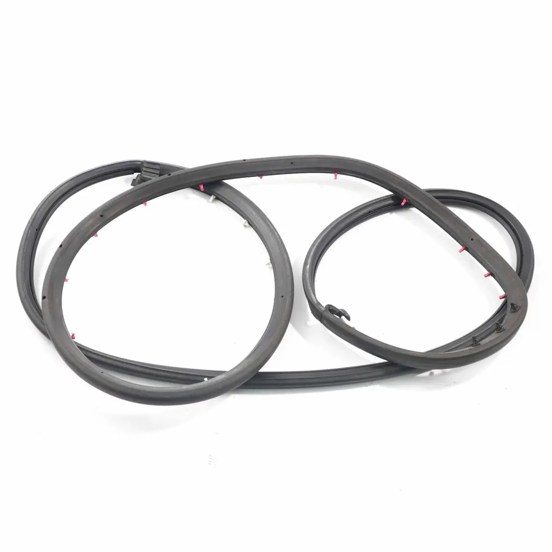 Junta Marco Puerta Delantera Derecha Negro para Audi A4 B7 con número de pieza 8E0837912 Audi A4 B7 Junta Marco Puerta Delantera Derecha Negro - SKU 8E0837912 - Número de pieza 8E0837912