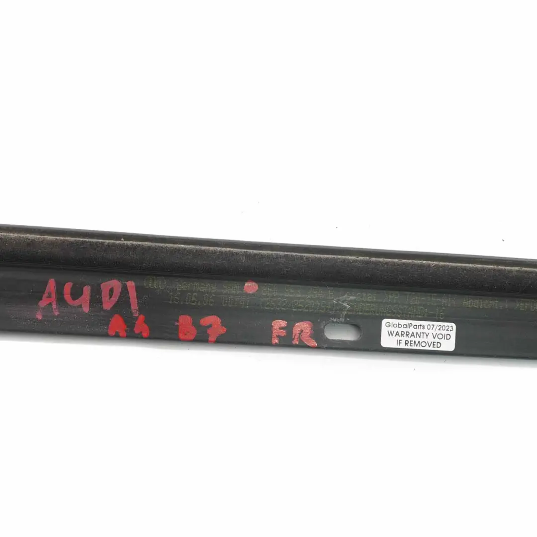 Audi A4 B7 Joint Vitrine Porte Avant Droite Garniture Moulding - SKU 8E0853284B - Numéro de pièce 8E0853284B