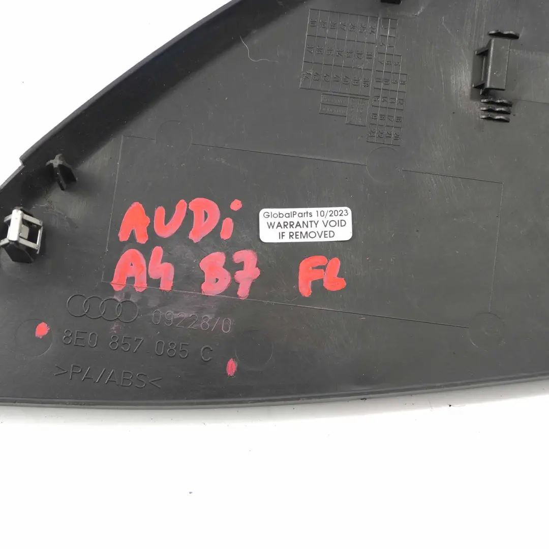 Pannello di rivestimento interno Spazio fusibili Sinistro per Audi A4 B7 con numero di parte 8E0857085C Audi A4 B7 Pannello di rivestimento interno Spazio fusibili Sinistro - SKU 8E0857085C - Numero di parte 8E0857085C