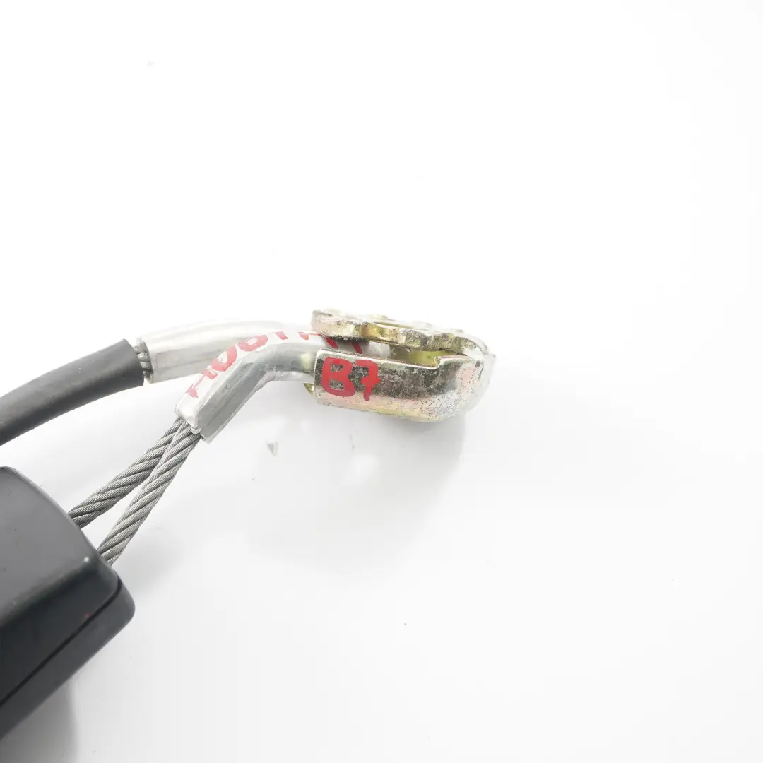 Ceinture Sécurité Boucle Arrière Centrale Double Loquet pour Audi A4 B6 B7 à propos du numéro de pièce 8E0857739D Audi A4 B6 B7 Ceinture Sécurité Boucle Arrière Centrale Double Loquet - SKU 8E0857739D - Numéro de pièce 8E0857739D