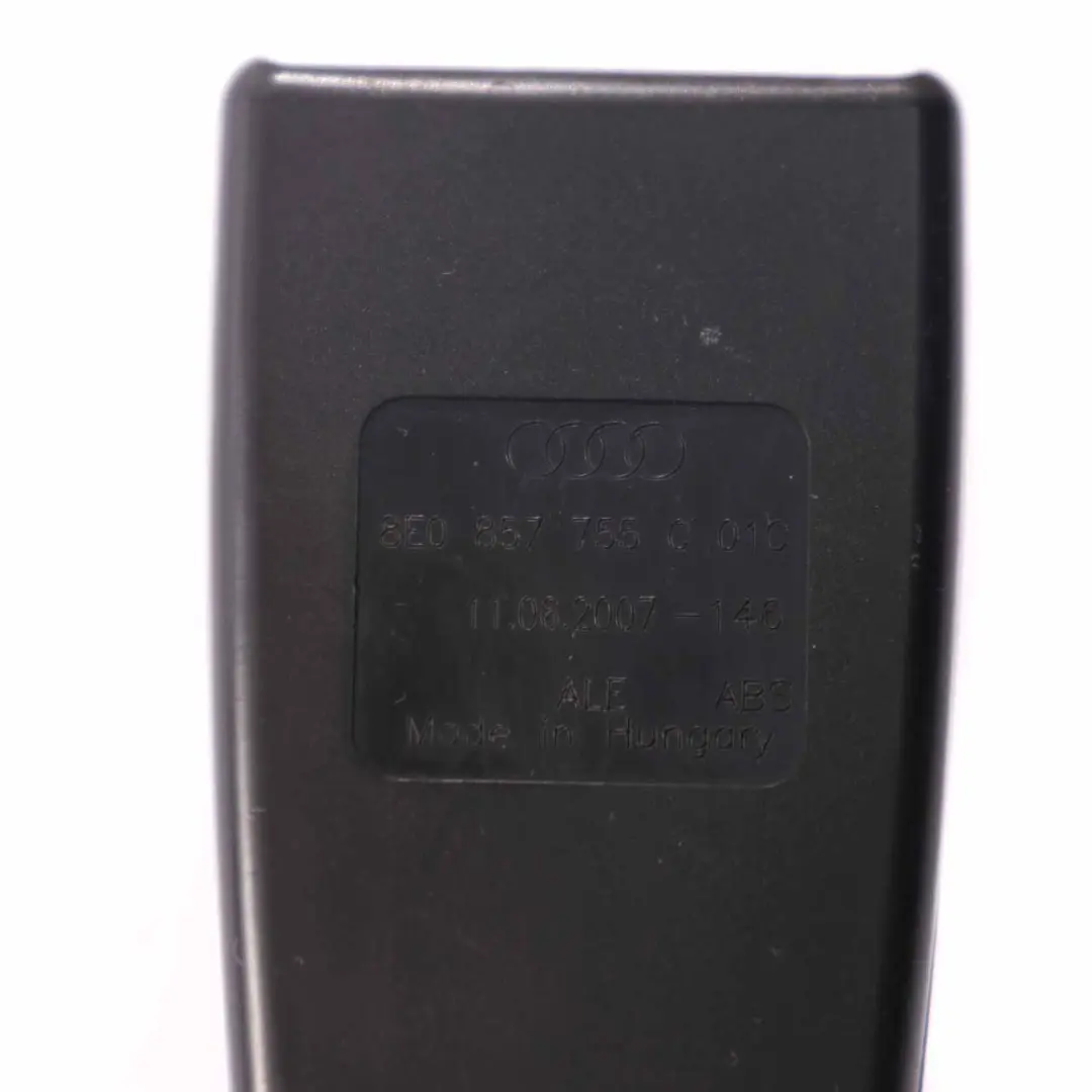 Sedile inferiore Fibbia Chiusura anteriore 01C per Audi A4 B7 con numero di parte 8E0857755C01C Audi A4 B7 Sedile inferiore Fibbia Chiusura anteriore 01C - SKU 8E0857755C - Numero di parte 8E0857755C01C