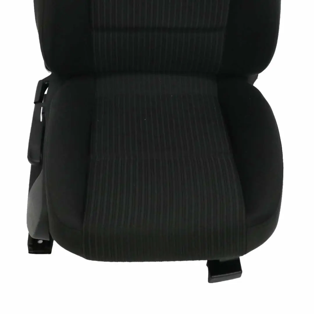 Audi A4 B7 Sedan Kombi Fotel Prawy Przód Czarny - SKU 8E0881806K - Numer Części 8E0881806K