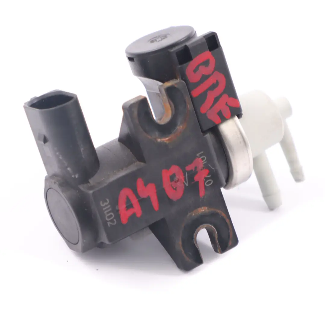 Presión Válvula Solenoide para VW Audi Seat Skoda Diesel Turbo Boost con número de pieza 8E0906627C VW Audi Seat Skoda Diesel Turbo Boost Presión Válvula Solenoide - SKU 8E0906627C - Número de pieza 8E0906627C