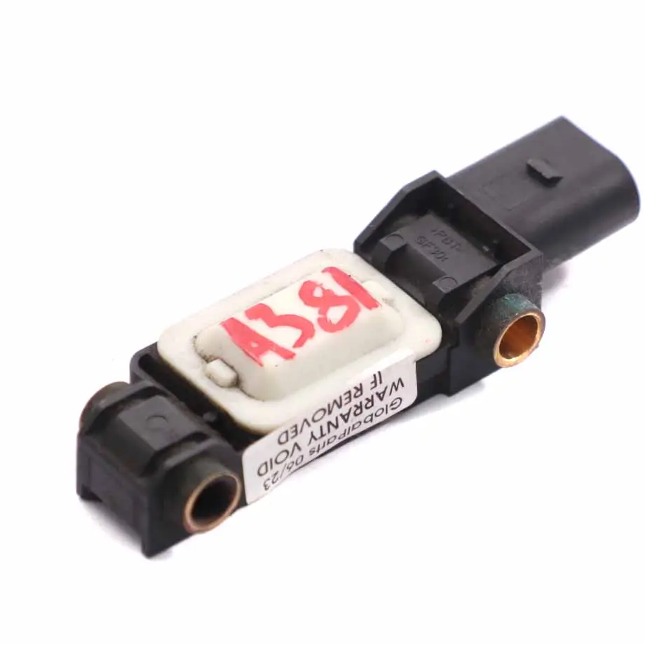 Audi A3 8P Unité de capteur d'airbag en cas d'impact - SKU 8E0959651B - Numéro de pièce 8E0959651B