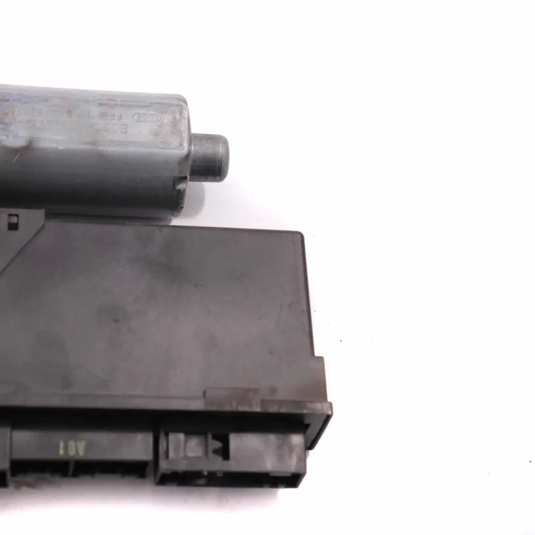 Window Lifter Motor Door Rear Left N/S Regulator Drive to Audi A4 B7 with Part number 8E0959801E Audi A4 B7 Window Lifter Motor Door Rear Left N/S Regulator Drive - SKU 8E0959801E - Part number 8E0959801E