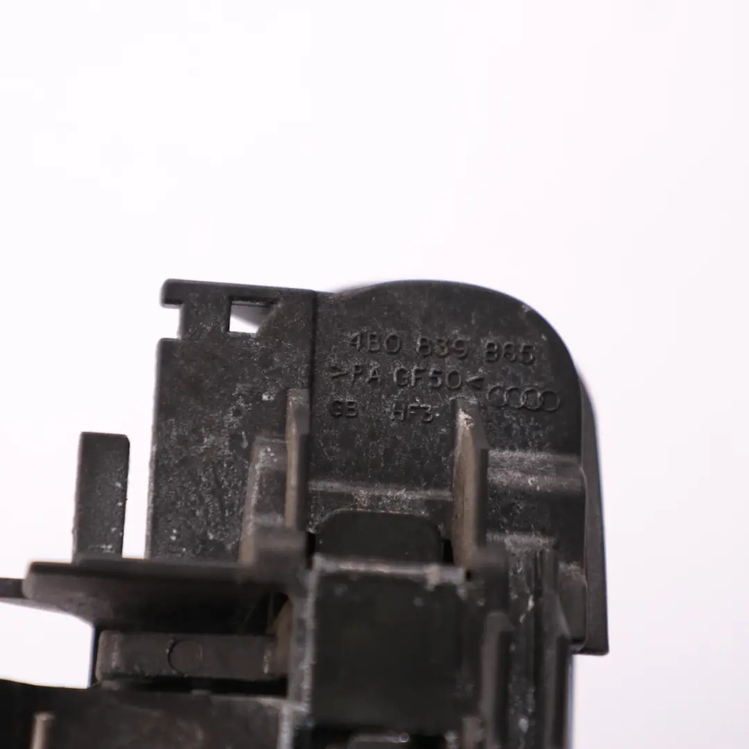 Audi A4 Tür griff hinten links rechts Haltegriff glänzend schwarz LY9B 4B0839885 - SKU 8E1837207-BBL - Teilenummer 8E1837207