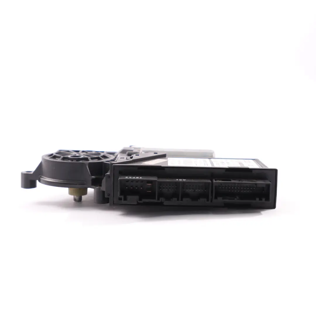 Elevador Audi A4 B7 Delantero Derecho Puerta Accionamiento para Motor con número de pieza 8E2959802F Motor Elevador Audi A4 B7 Delantero Derecho Puerta Accionamiento - SKU 8E2959802F - Número de pieza 8E2959802F