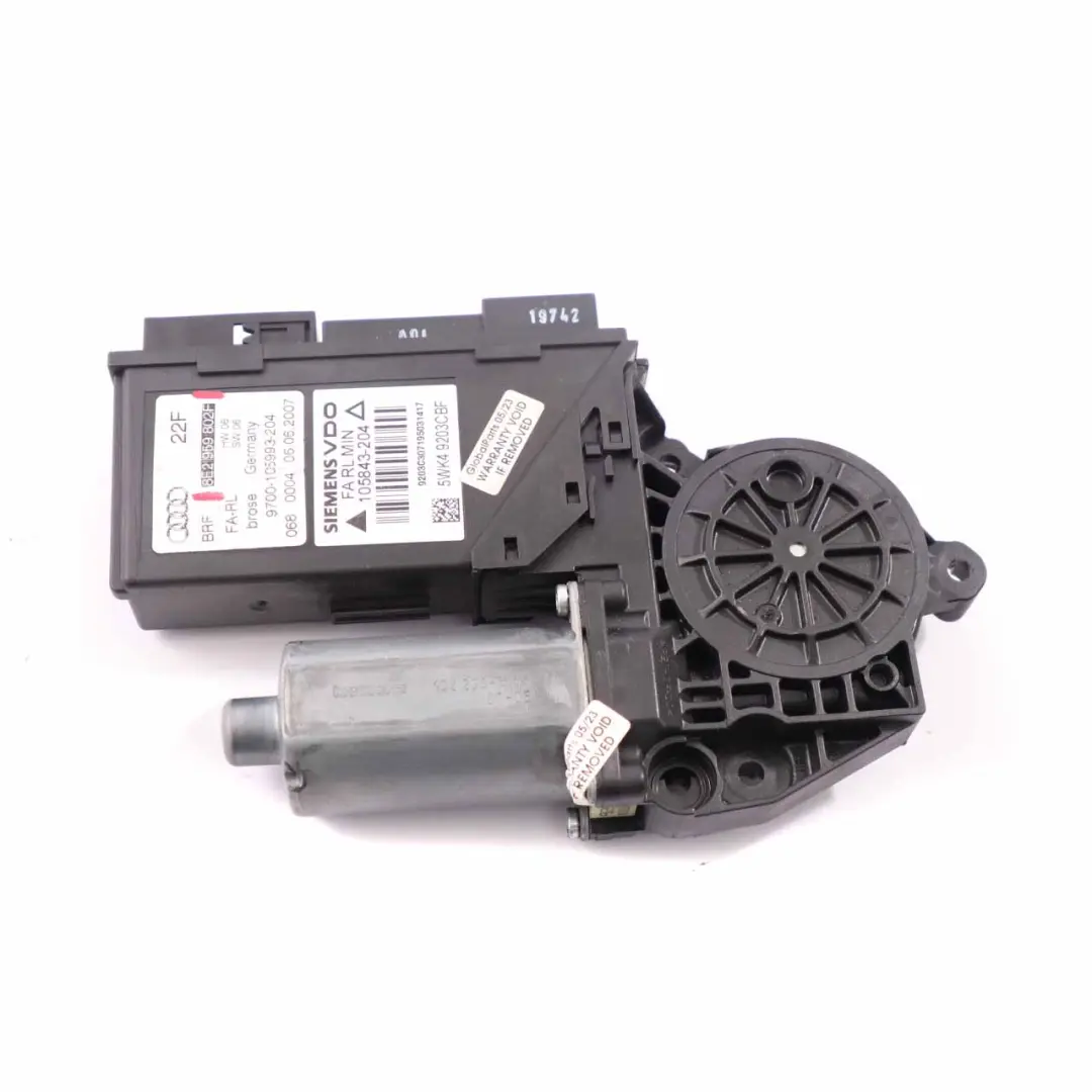 Lifter Motor Audi A4 B7 vorne rechts Tür Fensterantrieb für mit Teilenummer 8E2959802F Lifter Motor Audi A4 B7 vorne rechts Tür Fensterantrieb - SKU 8E2959802F - Teilenummer 8E2959802F