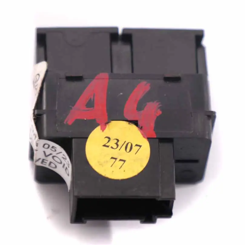 Towing Alarm Sensor Tow Away Switch Module Button to Audi A4 B7 with Part number 8E29621095PR Audi A4 B7 Towing Alarm Sensor Tow Away Switch Module Button - SKU 8E29621095PR - Part number 8E29621095PR