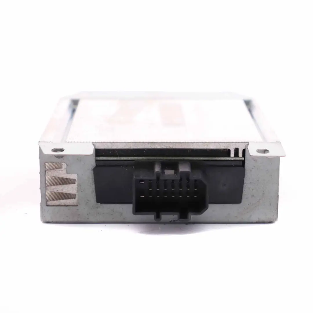 Audi A4 B7 Audio Radio Antenne Verstärker Steuergerät Harman Becker - SKU 8E9035223D - Teilenummer 8E9035223D