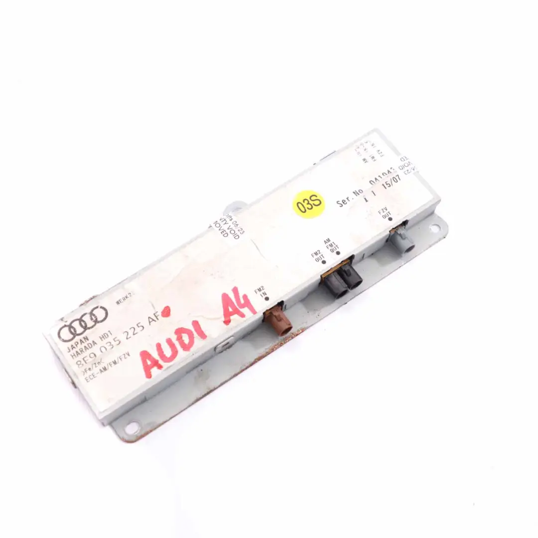 Amplificateur d'antenne Module d'antenne Unité contrôle pour Audi A4 B7 à propos du numéro de pièce 8E9035225AF Audi A4 B7 Amplificateur d'antenne Module d'antenne Unité contrôle - SKU 8E9035225AF - Numéro de pièce 8E9035225AF