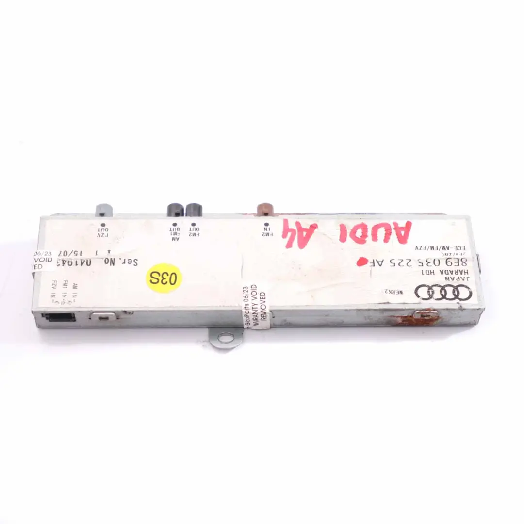 Antenna Amplifier Aerial Module Control Unit to Audi A4 B7 with Part number 8E9035225AF Audi A4 B7 Antenna Amplifier Aerial Module Control Unit - SKU 8E9035225AF - Part number 8E9035225AF