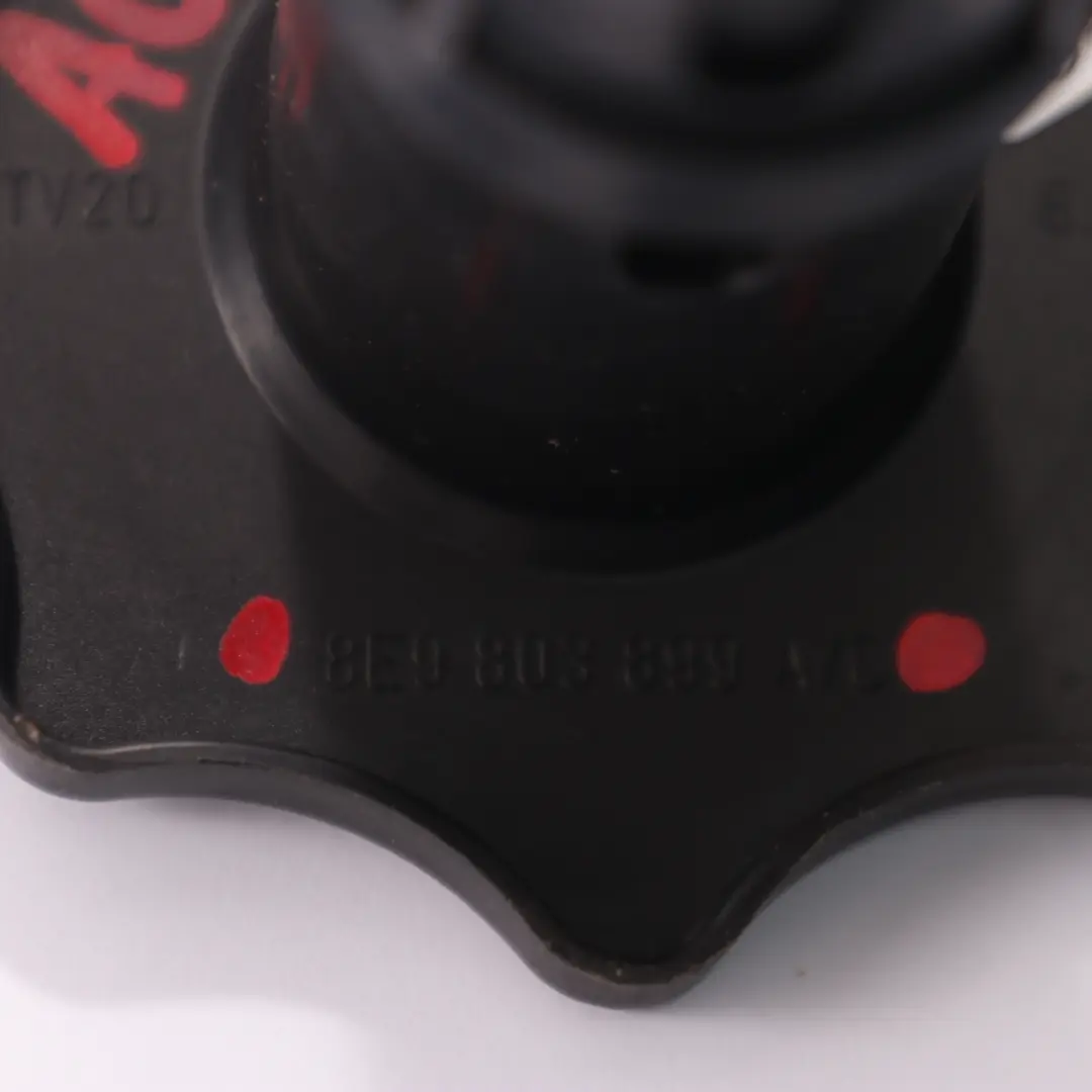 Ersatzradhalter Halterung Träger Sicherheit Bolzen Schraube für Audi A4 A6 mit Teilenummer 8E9803899 Audi A4 A6 Ersatzradhalter Halterung Träger Sicherheit Bolzen Schraube - SKU 8E9803899 - Teilenummer 8E9803899