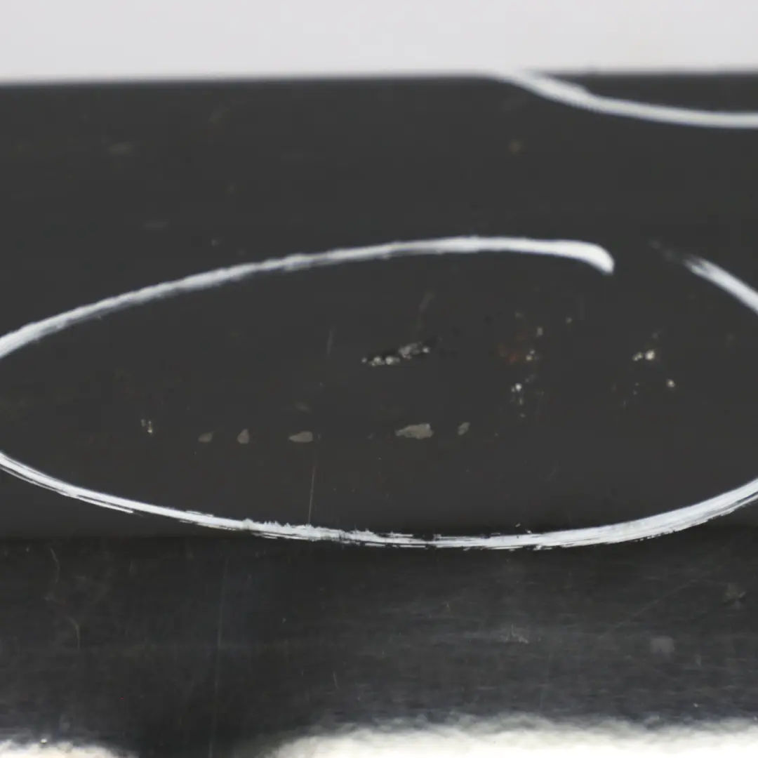 Zderzak Tylny Brilliant Black do Audi A4 B7 Avant o numerze 8E9807303A Audi A4 B7 Avant Zderzak Tylny Brilliant Black - SKU 8E9807303A-BBL - Numer Części 8E9807303A